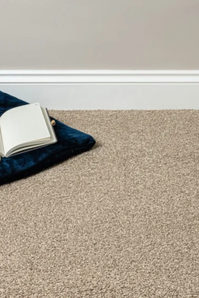 Beige Avalon Saxony feltback carpet UAE
