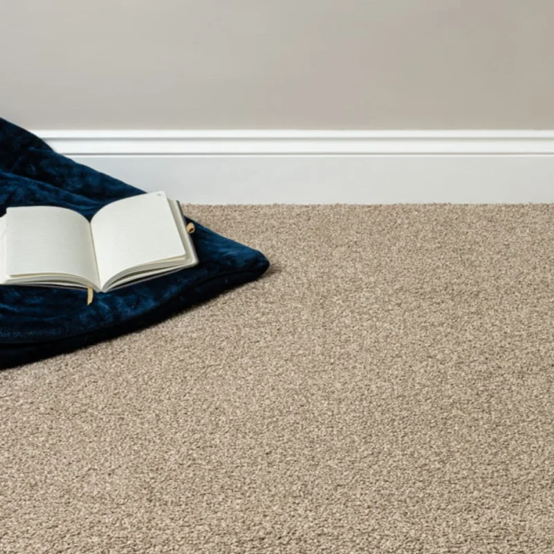 Beige Avalon Saxony feltback carpet UAE
