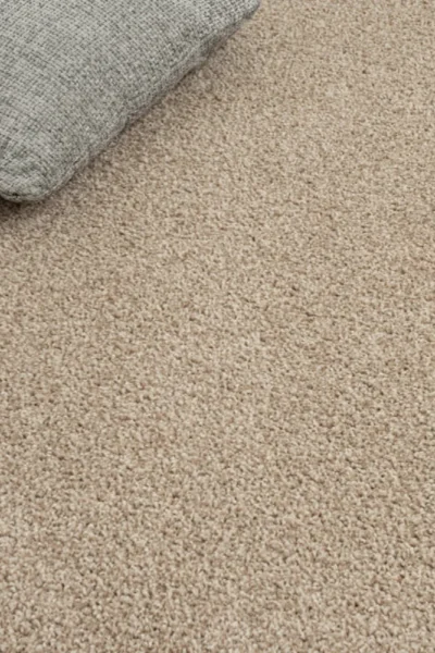 Avalon Saxony beige carpet for bedrooms