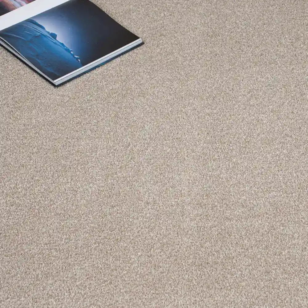 Beige Polaris Luxury Saxony Carpet