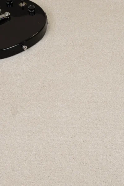 Soft Cream Verdi Saxony Carpet image 2