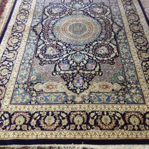 living room persian carpet