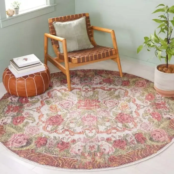 Besarabian Round Rug