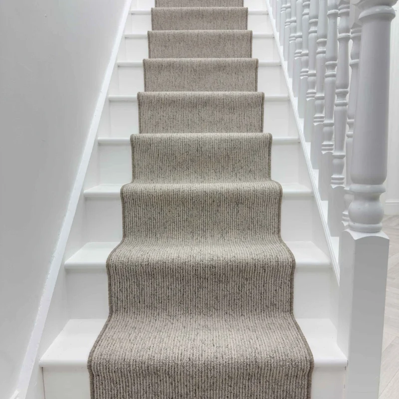 Country Linear Paloma Stair Runner