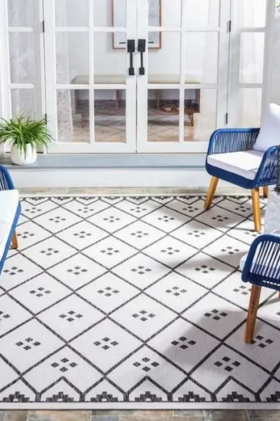 Courtyard Patio Rug
