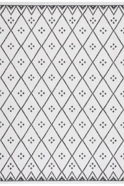 Courtyard Patio Rug img 4