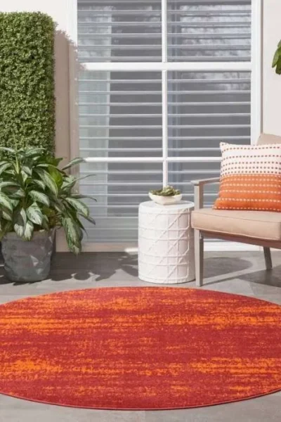 Essentials Solid Rug img 1