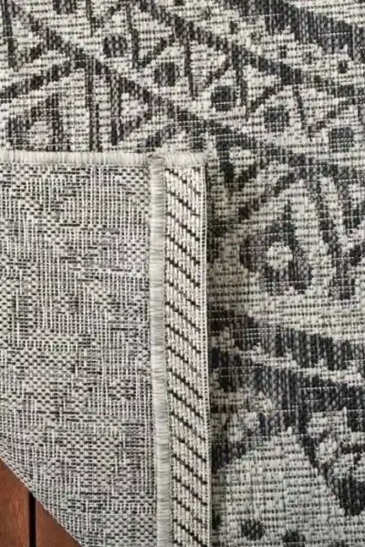 Fran Mandala Patio img 2