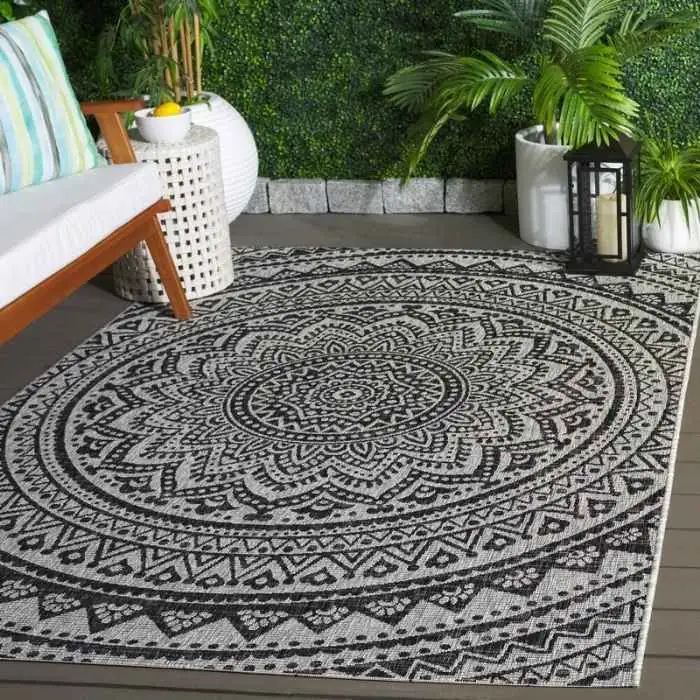 Fran Mandala Patio
