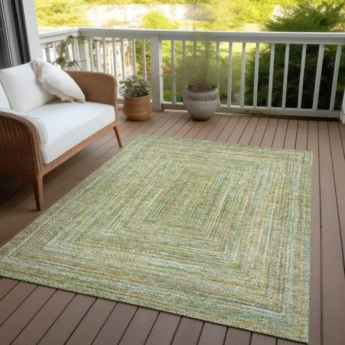 Geo Bordered Chantille