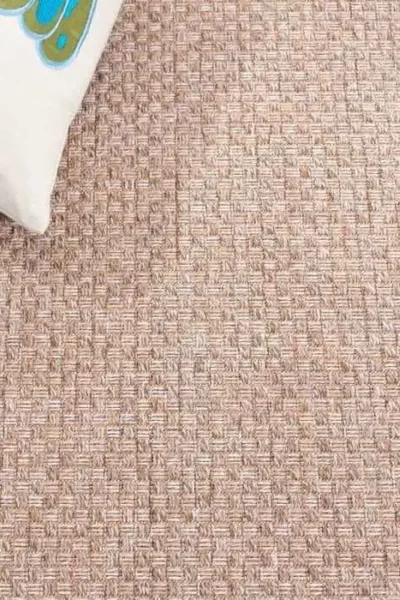 Hammie Patio Backyard img 2