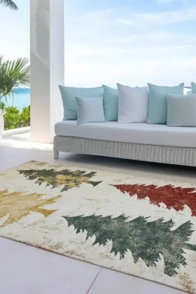 Holiday Tree Outdoor Rug
