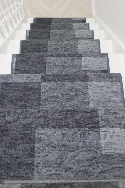 Icona Graphite Stair Runner image 3