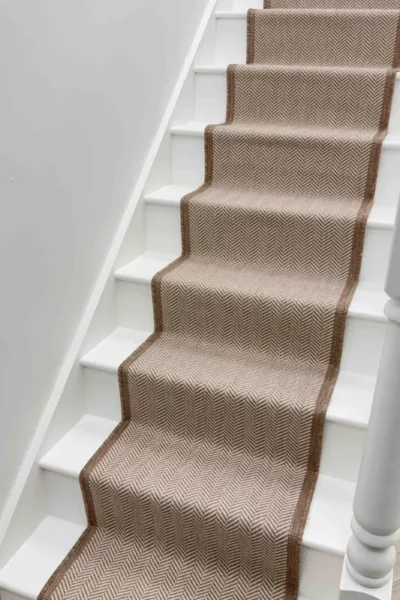 Illusion Brown A Stair Runner image 2