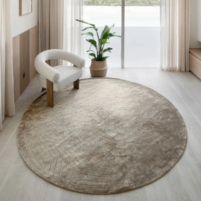 Line Patterned Round Carpet