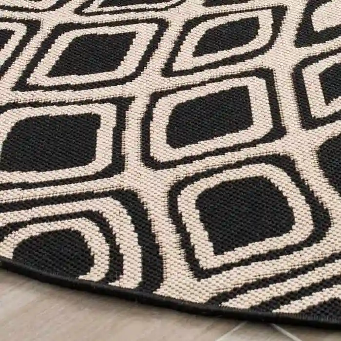 Marylyn Courtyard Outdoor Rug img 2