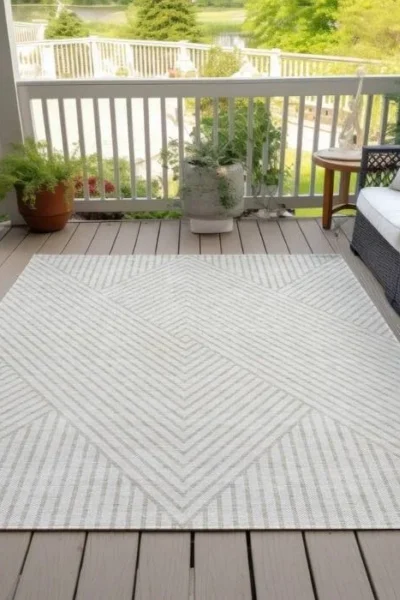 Modern Geo Chantille