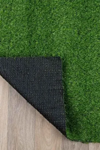 Solid Green Grass Outdoor Rug img 2
