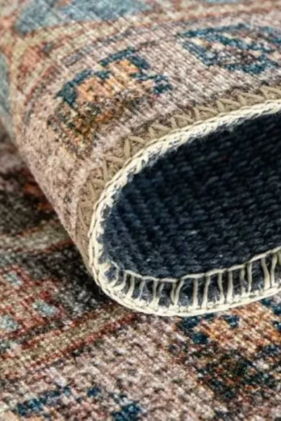 Traditional Medallion Red Rug img 2