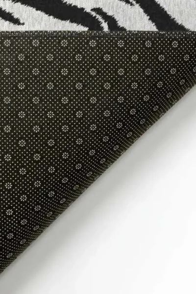 Zebra Safari Outdoor Rug img 2