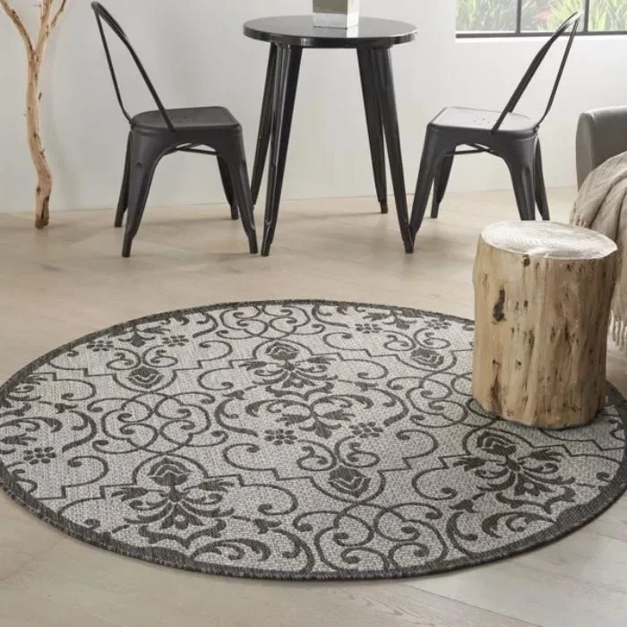 Garden Party Round Rug
