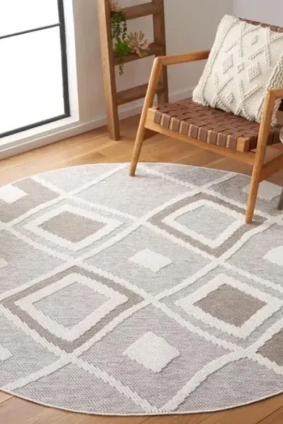 Lotus Loomed Round Rug