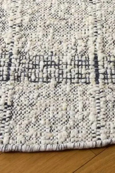 Manhattan Woven Round Rug img 1