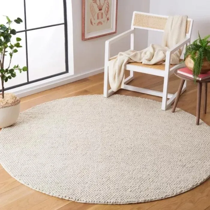 Natura Hand Woven Round Rug