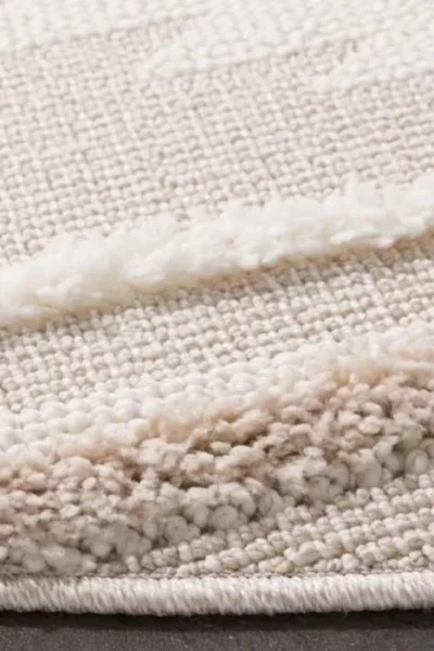 Trends Loomed Round Rug img 1